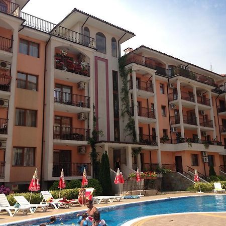 Gardenia Apartments Primorsko Eksteriør billede
