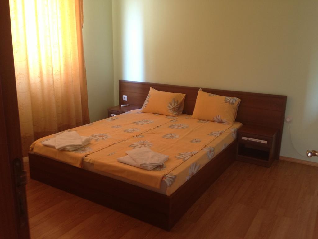 Gardenia Apartments Primorsko Værelse billede